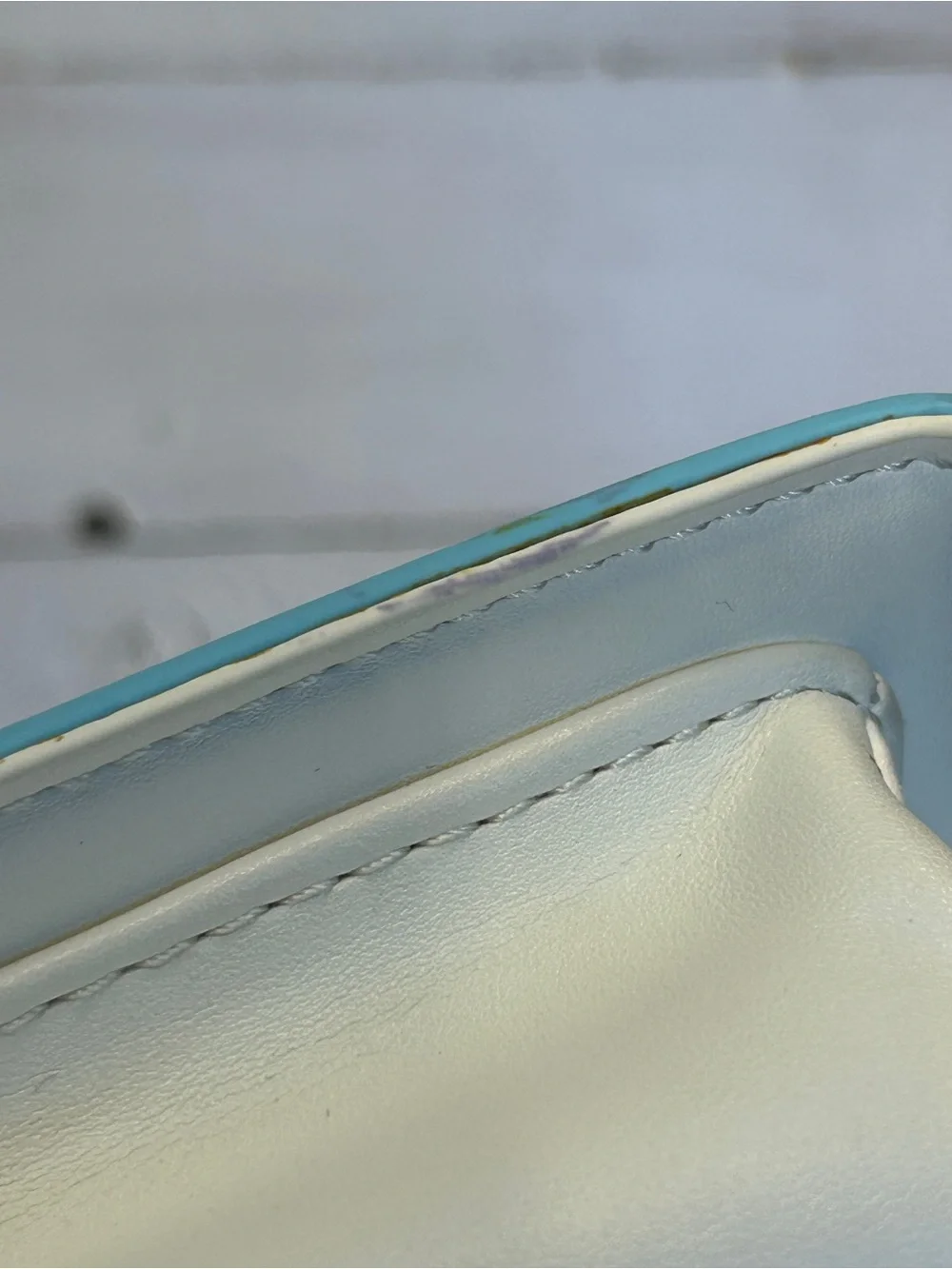 Loungefly crossbody dumbo